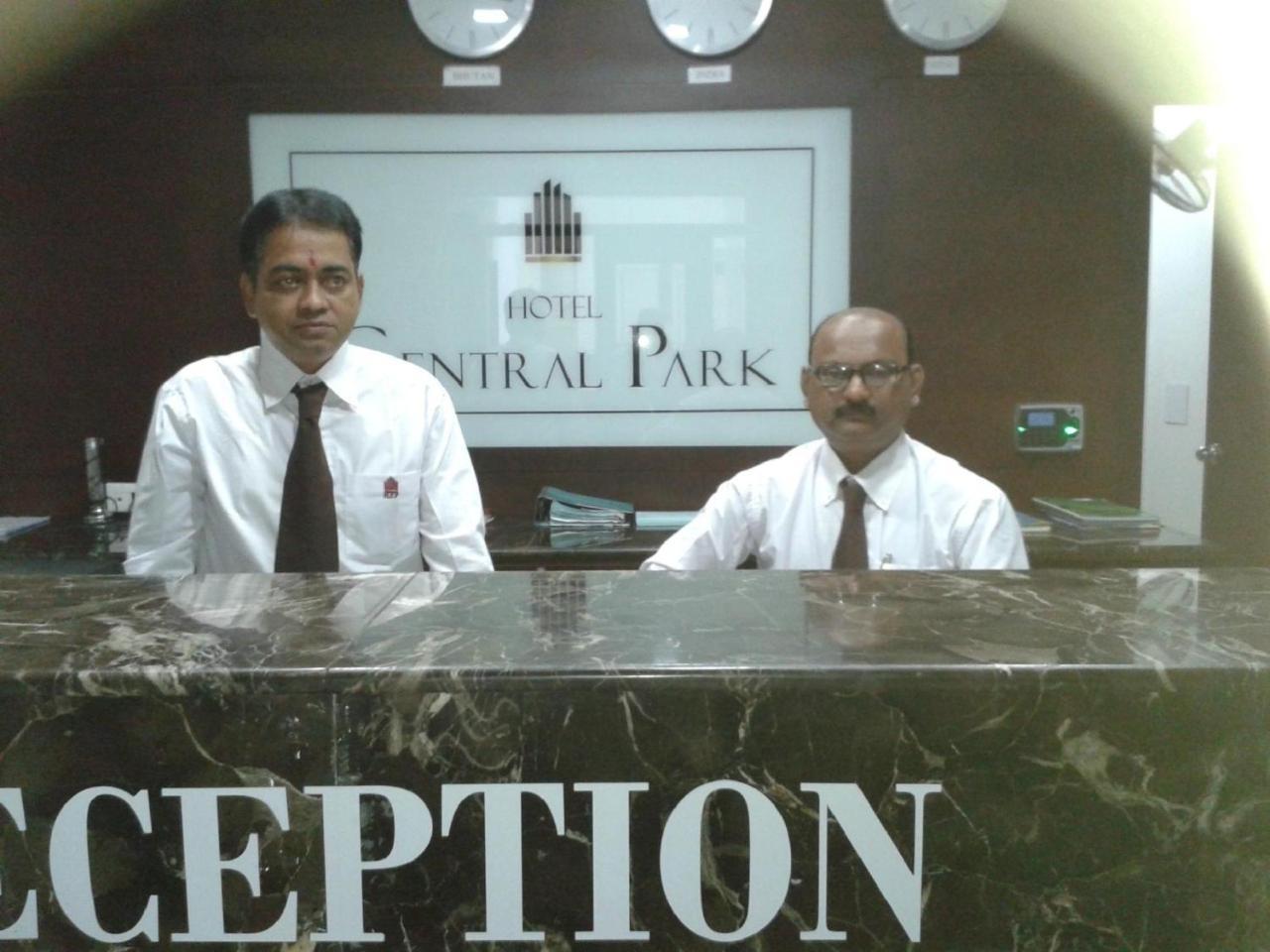 Hotel Central Park 西里古里 外观 照片
